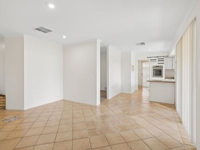101 Warton Road, Thornlie WA 6108
