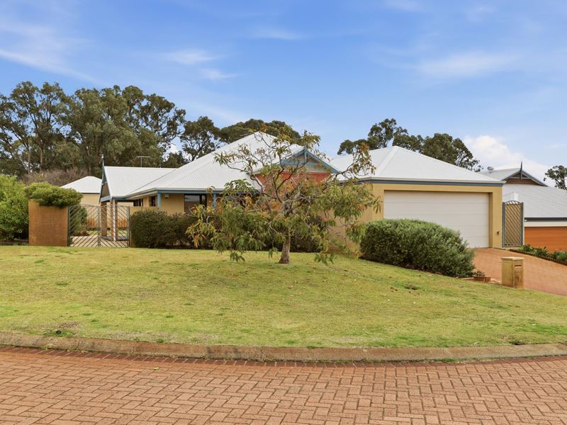 1 Vernon Gough Drive, Baldivis WA 6171