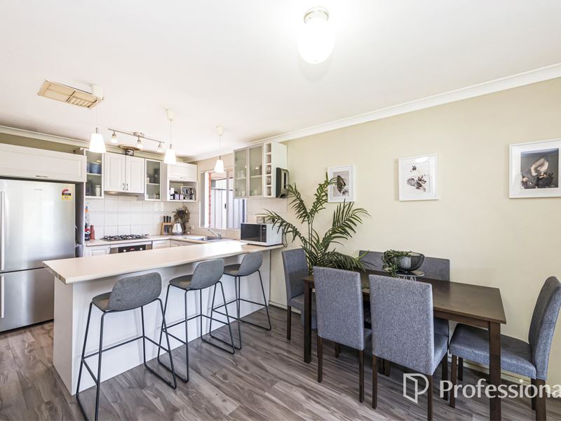 11 Goroka Grove, Ballajura WA 6066