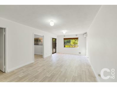 7/4 Canham Way, Orelia WA 6167