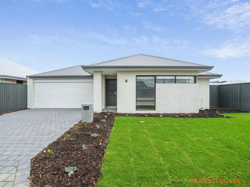 26 GLADSTONE AVENUE, Henley Brook WA 6055