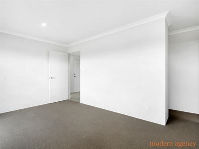 26 GLADSTONE AVENUE, Henley Brook WA 6055