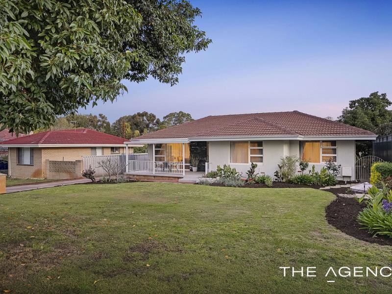 9 Hope Avenue, Salter Point WA 6152