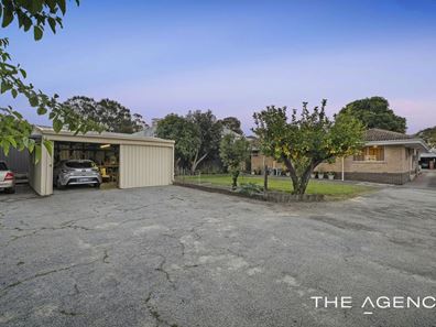 9 Hope Avenue, Salter Point WA 6152