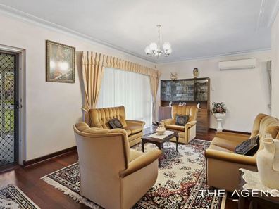 9 Hope Avenue, Salter Point WA 6152