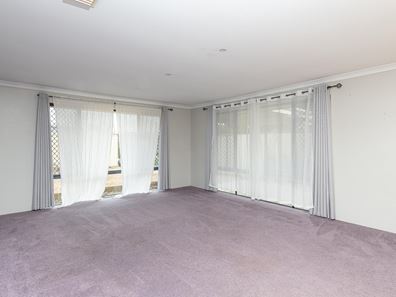 35 Armitage Drive, Geographe WA 6280