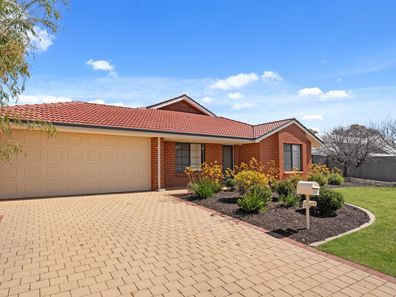 4 Oxenholme Way, Waikiki WA 6169
