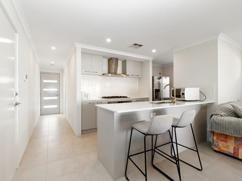 38 Jurien Avenue, Eglinton WA 6034