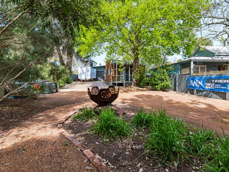 3 Forrest St, Nannup WA 6275