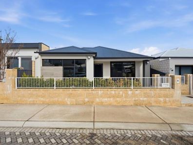8 Corsica Way, Coogee WA 6166