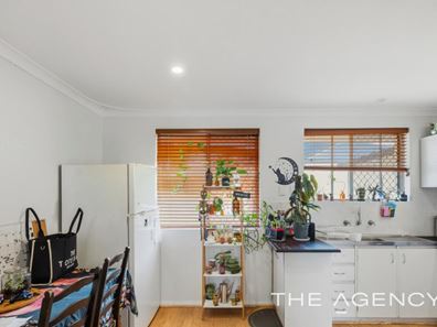 42B Eynesford Street, Gosnells WA 6110