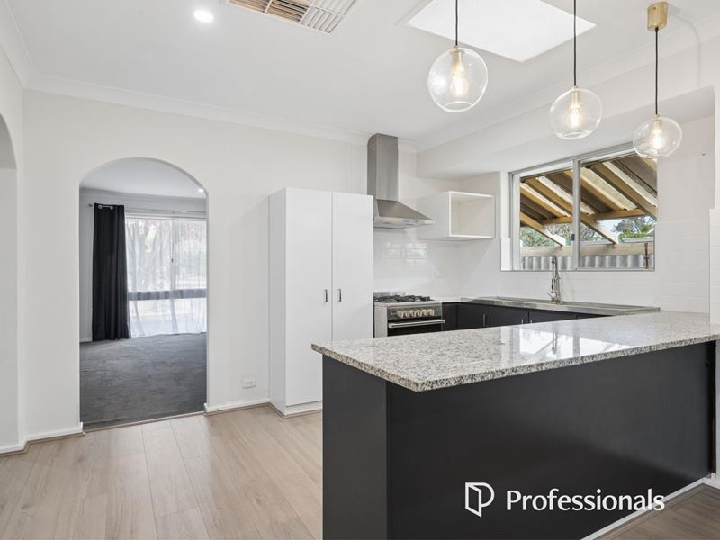 19 Aralia Way, Forrestfield WA 6058