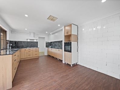 15 Stone Street, Armadale WA 6112