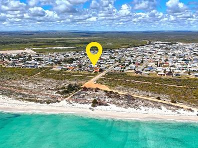 4 Whitburn Place, Jurien Bay WA 6516