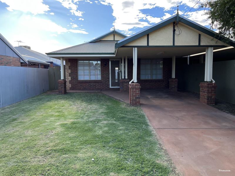 192 Macdonald Street, Kalgoorlie