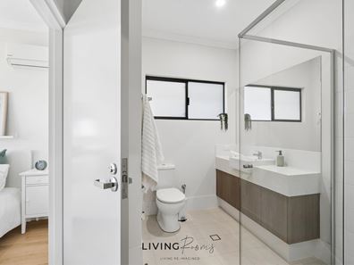 Room/1  7 Strength Crescent, Mandogalup WA 6167
