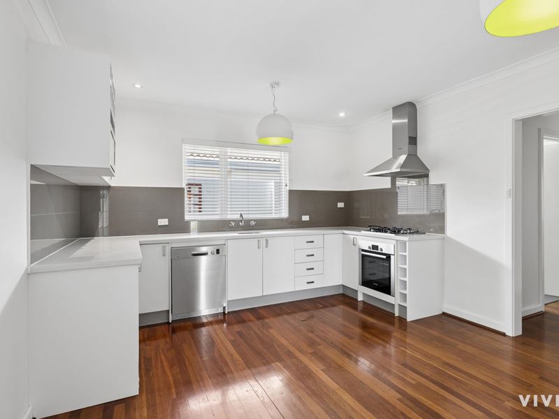 8 Shallow Street, Spearwood WA 6163