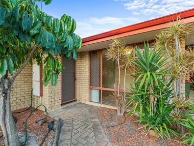 Unit 2/402 Hector St, Yokine WA 6060