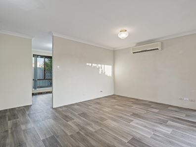 Unit 2/402 Hector St, Yokine WA 6060