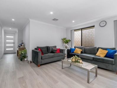 19 Norite Road, Piara Waters WA 6112
