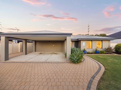 21 Marav Court, Success WA 6164
