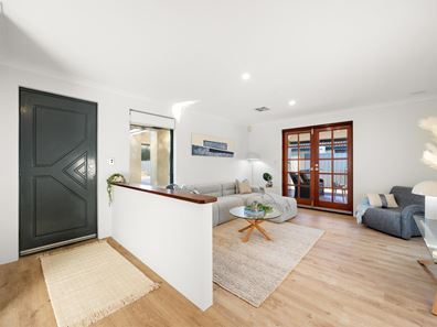 21 Marav Court, Success WA 6164