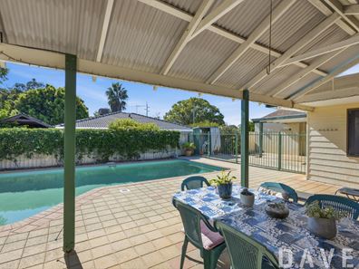 5 Boreas Court, Duncraig WA 6023