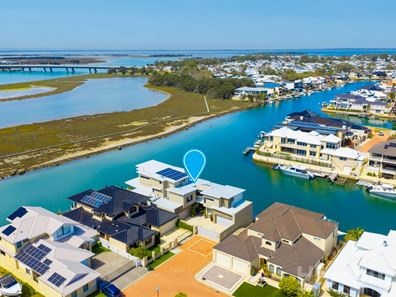 11 Nyari Court, Halls Head WA 6210