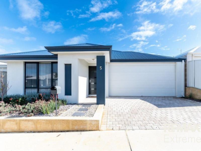 5 Roebuck Boulevard, Eglinton WA 6034
