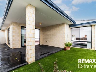 5 Roebuck Boulevard, Eglinton WA 6034