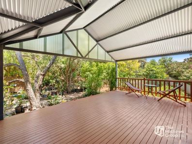2 Wandoo Street, Mount Nasura WA 6112