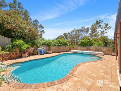 2 Wandoo Street, Mount Nasura WA 6112