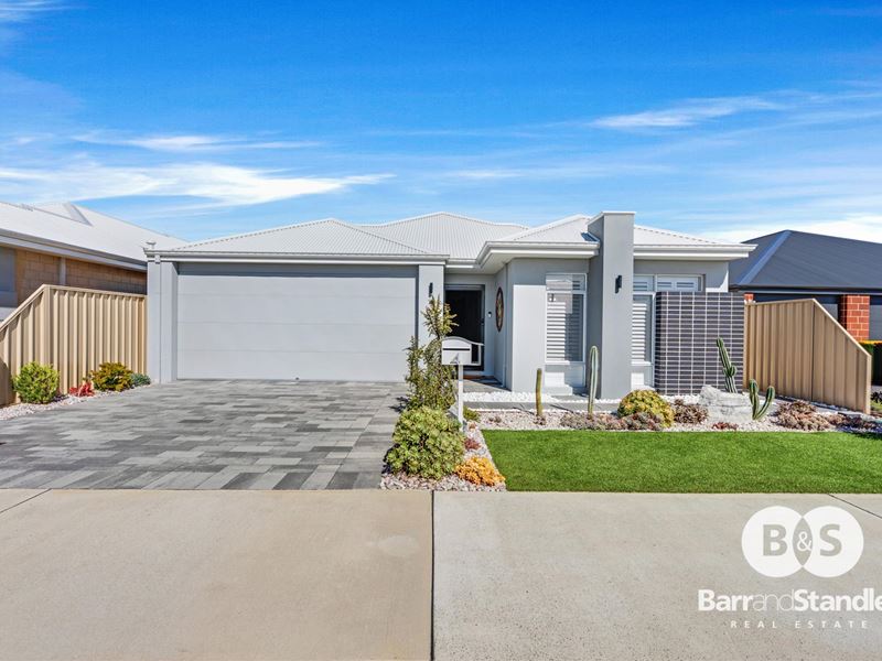 4 Stroget Road, Dalyellup WA 6230
