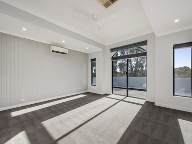 77 Bluestone Parkway, Secret Harbour WA 6173