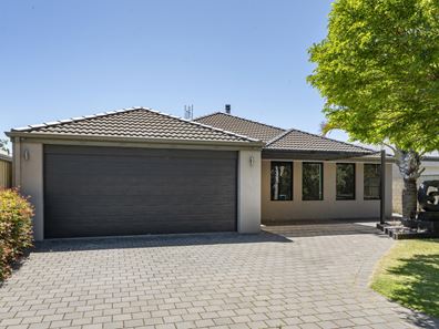 21 Walpole Loop, Yalyalup WA 6280