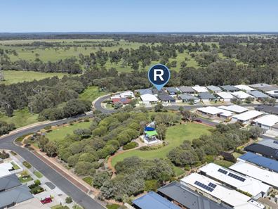 21 Walpole Loop, Yalyalup WA 6280