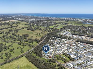 21 Walpole Loop, Yalyalup WA 6280