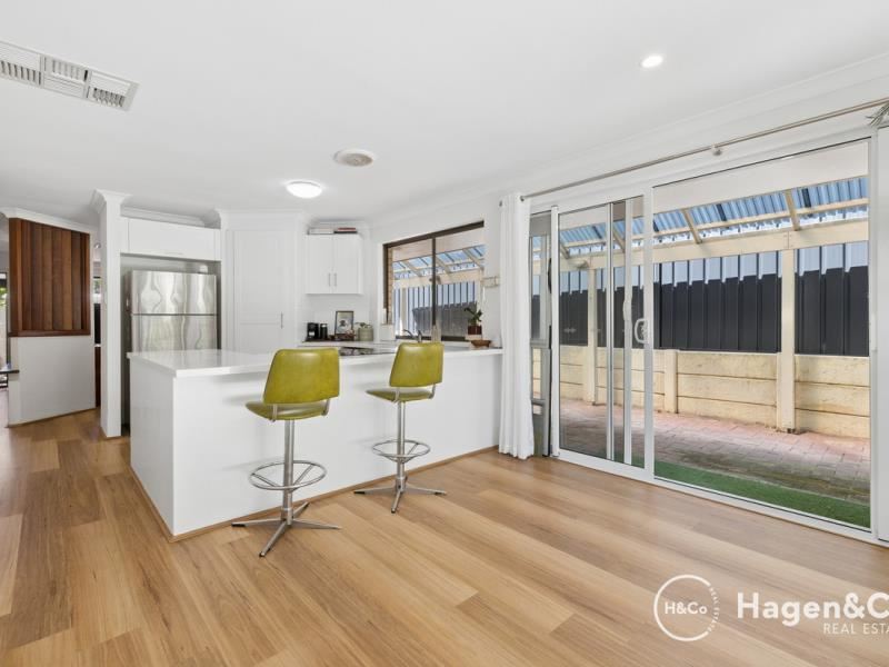 3/8 Colin Road, Scarborough WA 6019
