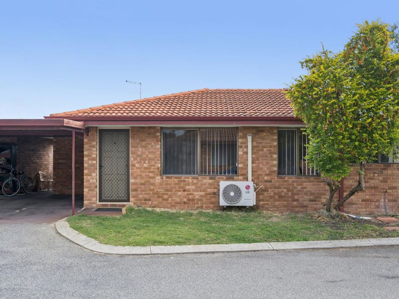 6/12 Kaliamba Court, Cannington WA 6107