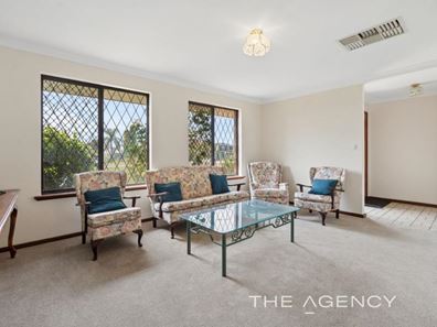 8 Norfolk Lane, Ballajura WA 6066