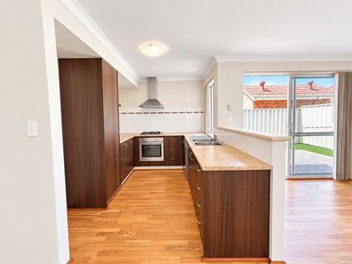 1/35 Henry Street, East Cannington WA 6107