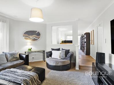 9 Tallis Close, Hillarys WA 6025
