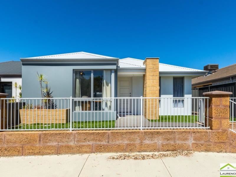 122 Joseph Banks Boulevard, Banksia Grove WA 6031