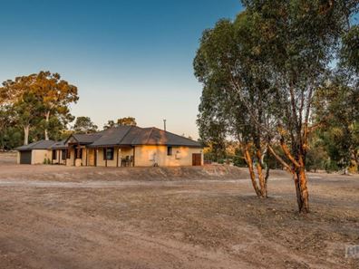 250 Maddern South Road, Chittering WA 6084