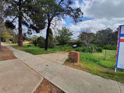 3043 Albany Highway, Kelmscott WA 6111