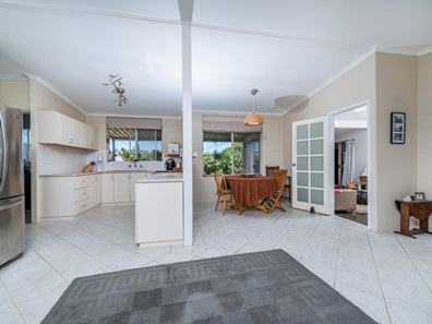 3 Beelara Way, Wanneroo WA 6065