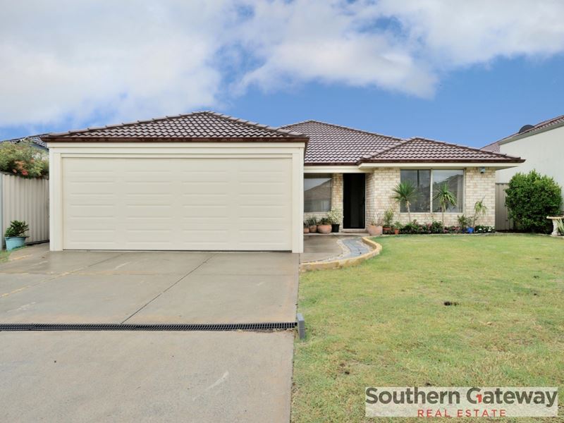 14 Berry Way, Bertram