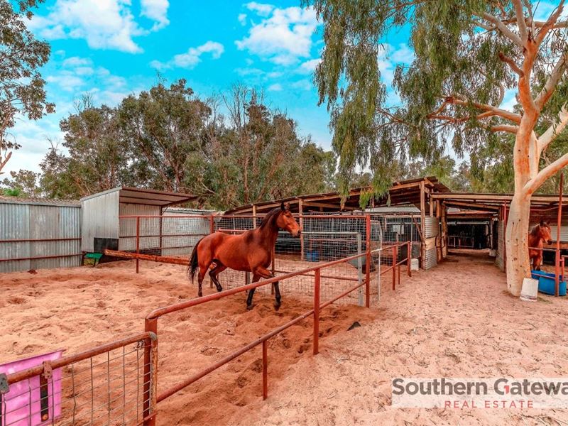 2 George Beacham Way, Pinjarra
