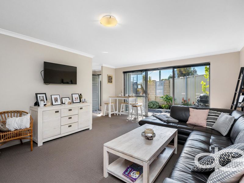 15/57 Southwell Crescent, Hamilton Hill WA 6163