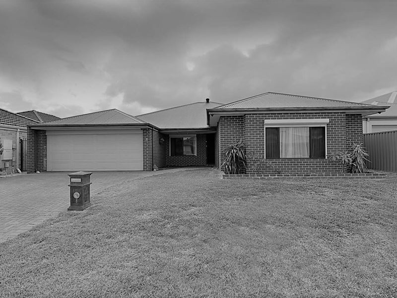 8 Cooeyup Close, Ravenswood WA 6208